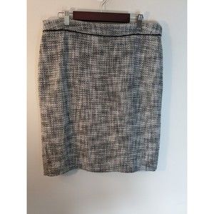 White House Black Market Women’s Size 10 Patterned Skirt